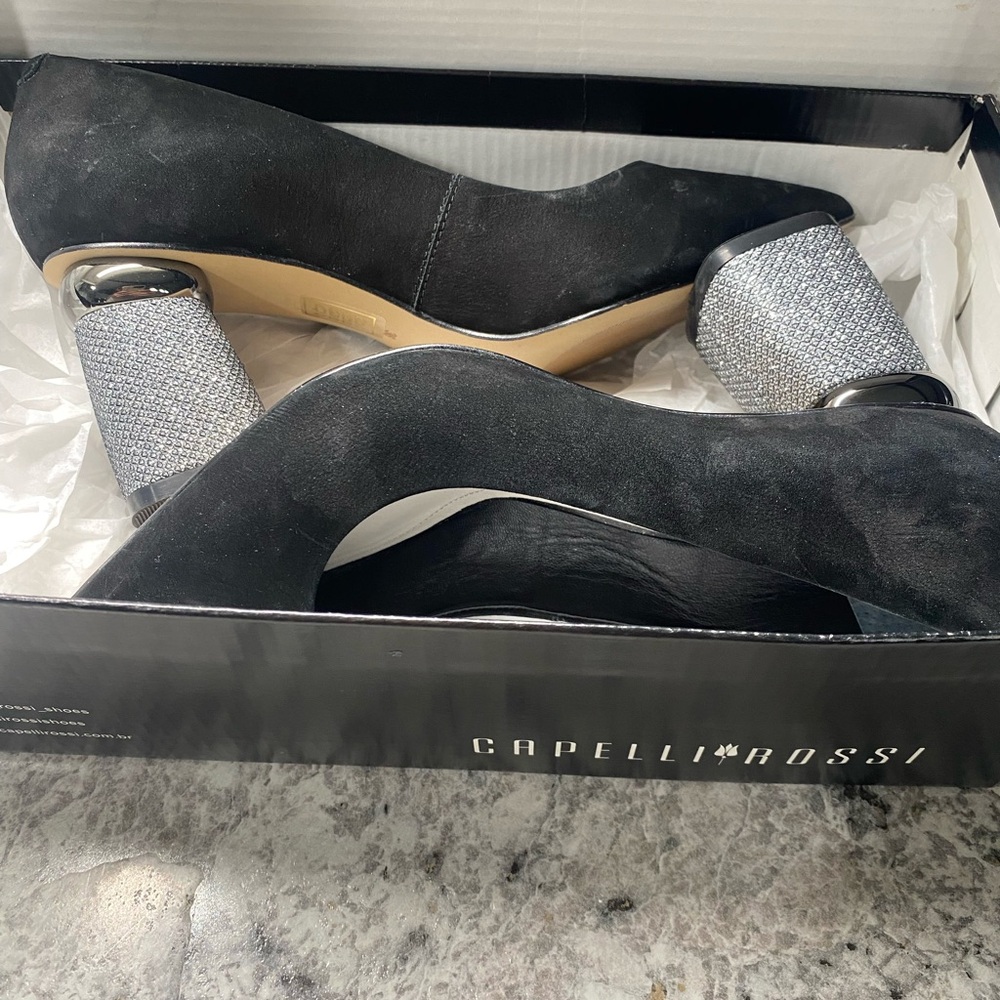 Capelli of New York Black Heels with Silver Glitter Block